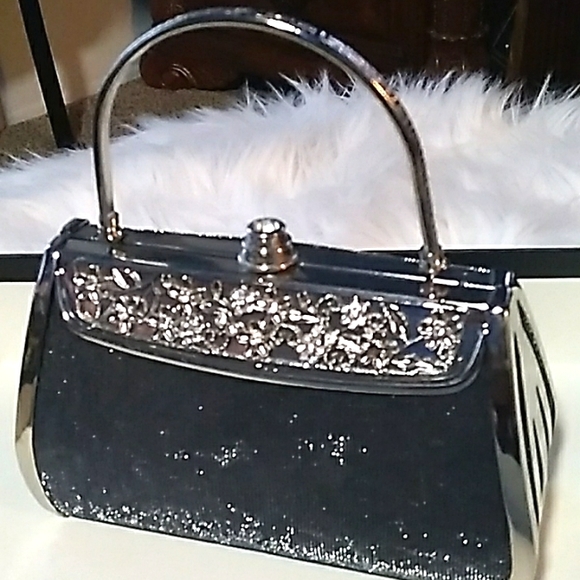 nn Handbags - Vintage mini purse